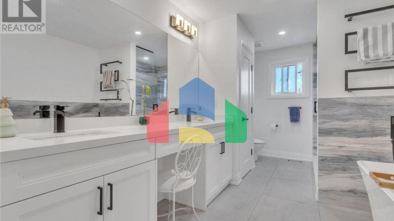 Residential - Single Family Home - Brampton, Canada - Canada