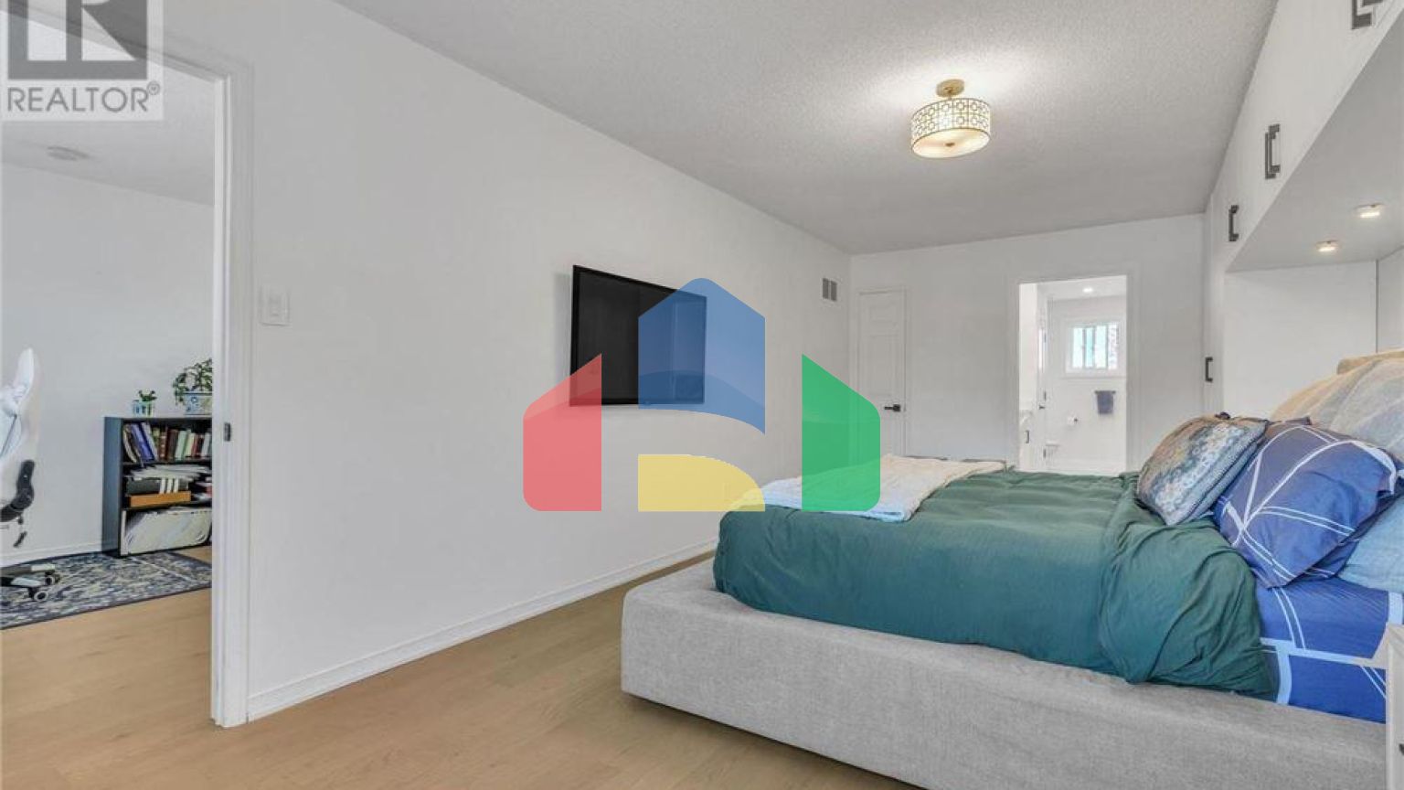 Residential - Single Family Home - Brampton, Canada - Canada