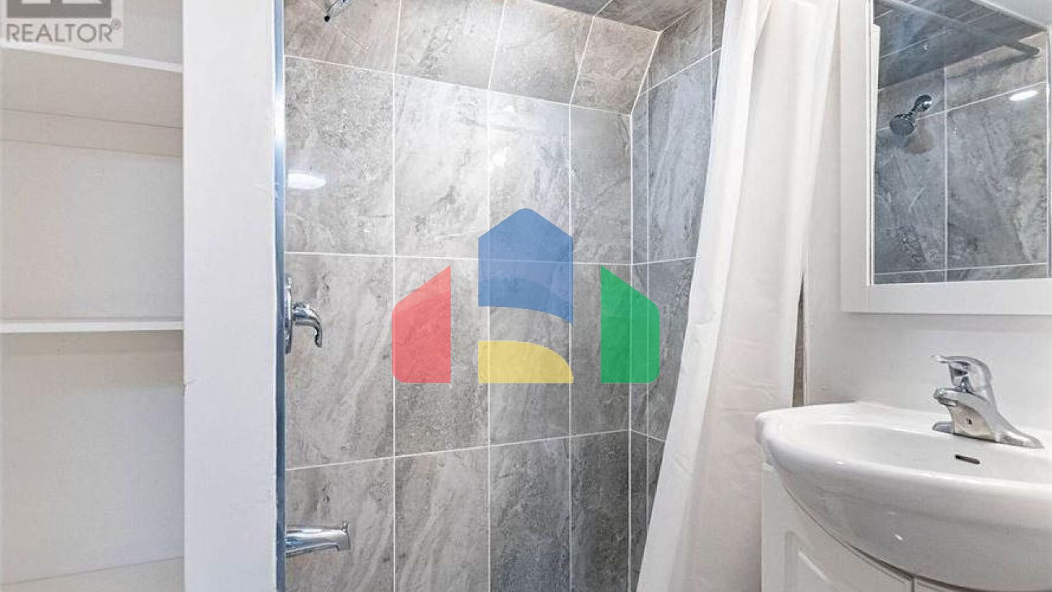 Residential - Single Family Home - Brampton, Canada - Canada