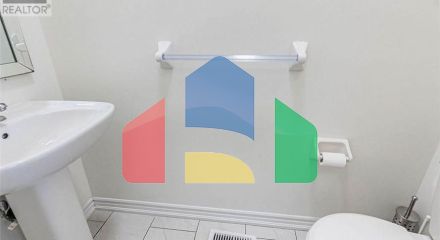 Residential - Single Family Home - Brampton, Canada - Canada