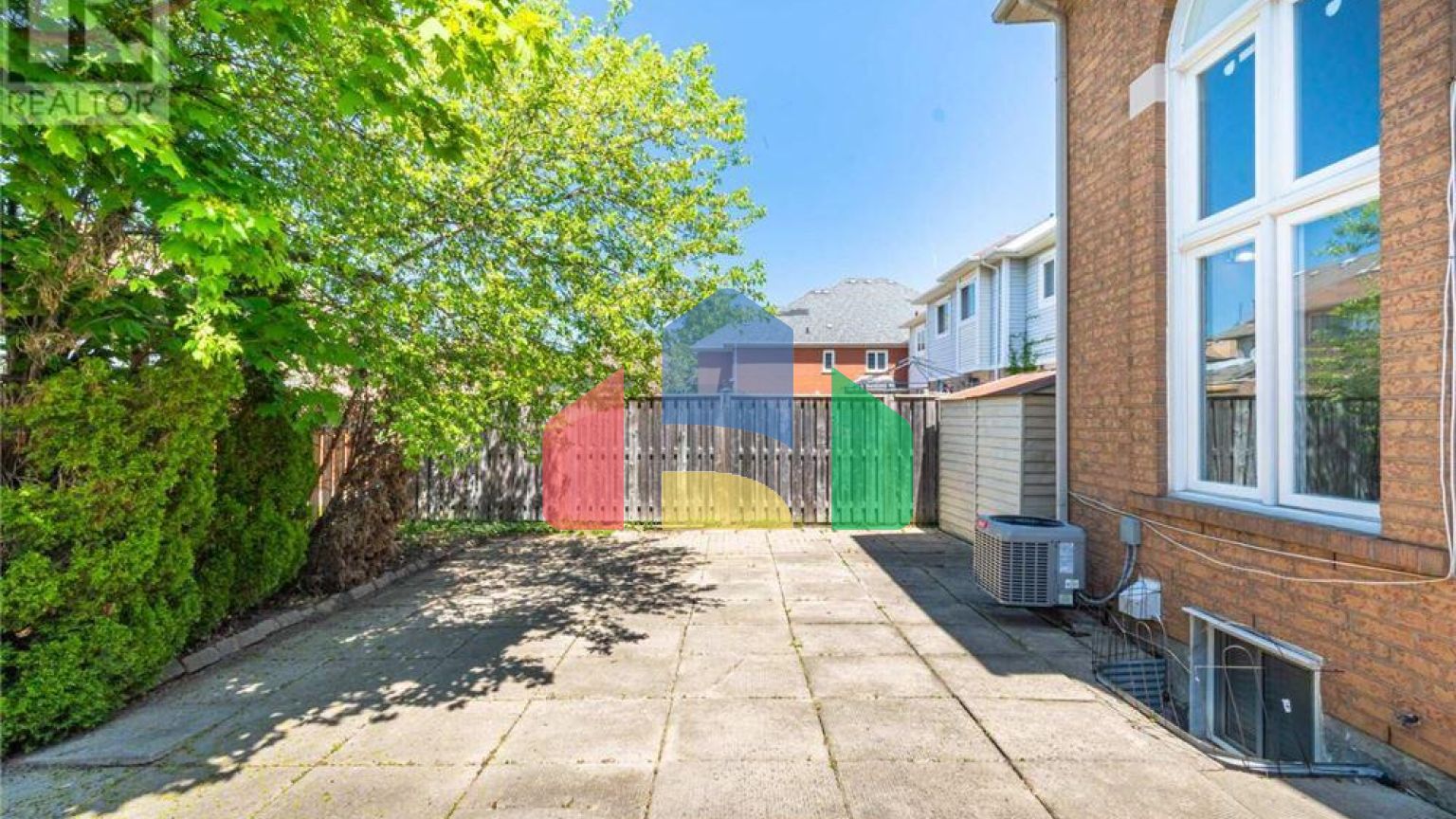 Residential - Single Family Home - Brampton, Canada - Canada