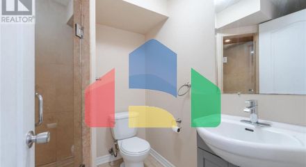 Residential - Single Family Home - Brampton, Canada - Canada