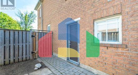 Residential - Single Family Home - Brampton, Canada - Canada