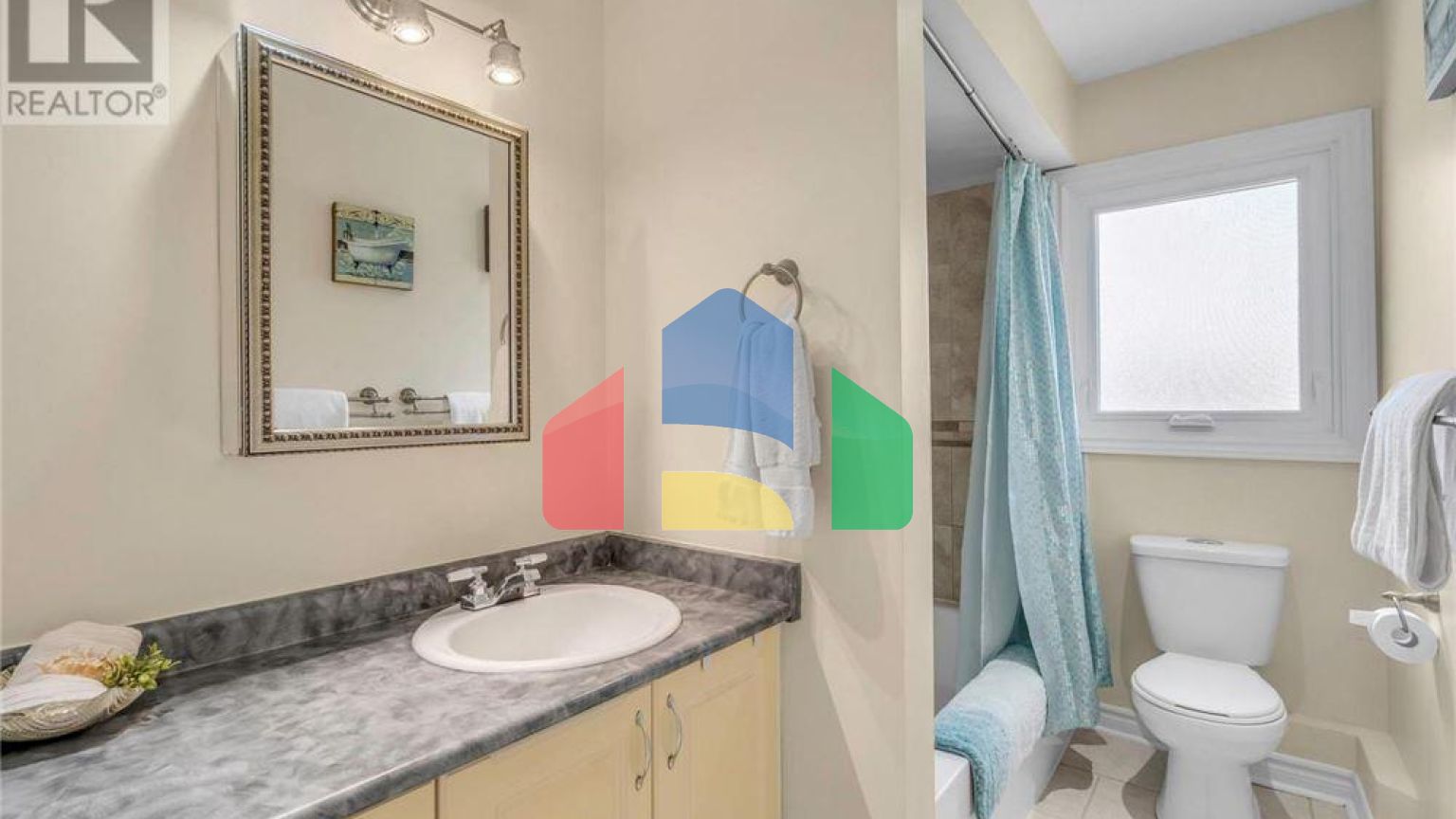 Residential - Single Family Home - Brampton, Canada - Canada