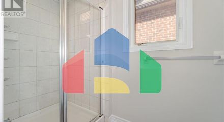 Residential - Single Family Home - Brampton, Canada - Canada