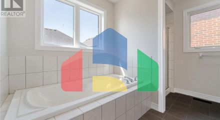 Residential - Single Family Home - Brampton, Canada - Canada