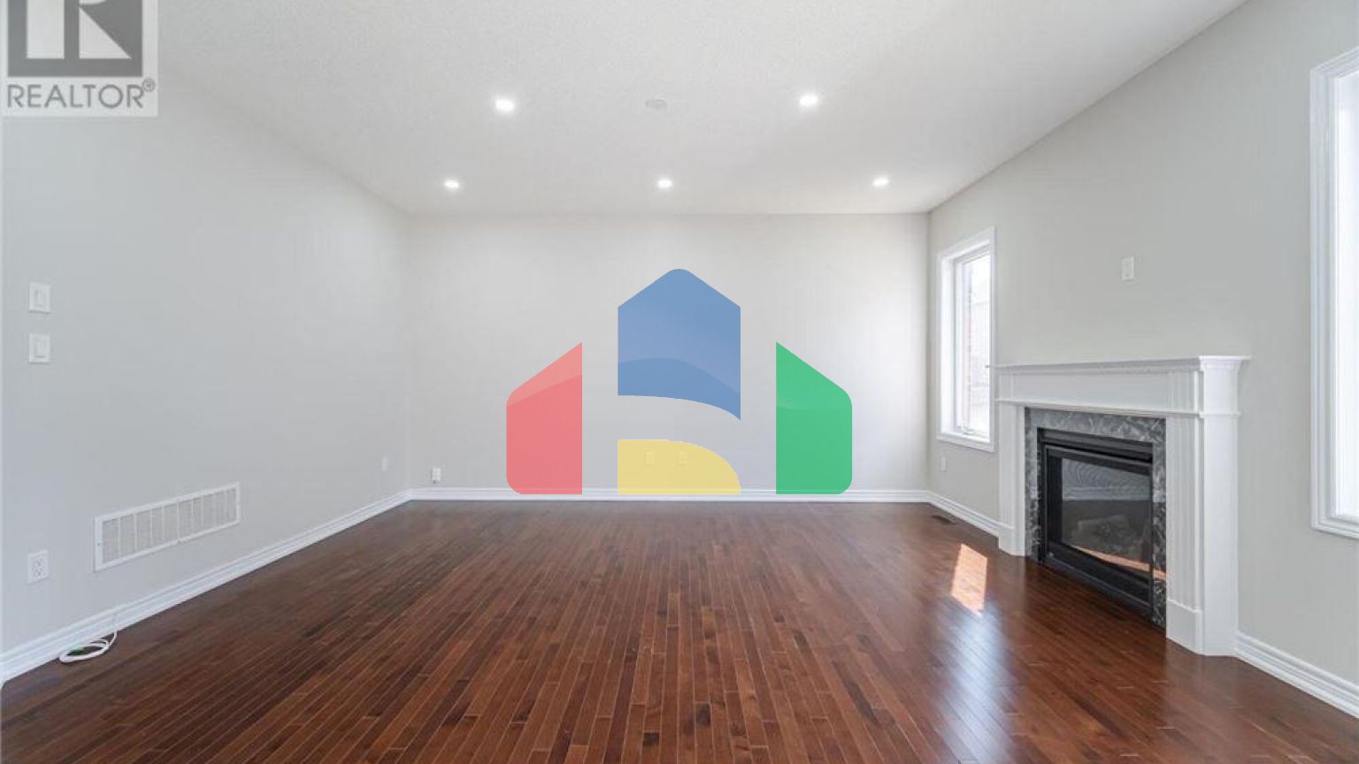 Residential - Single Family Home - Brampton, Canada - Canada