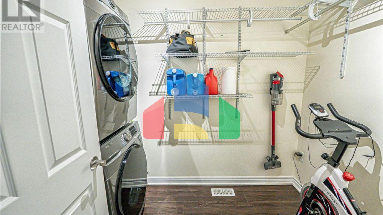 Residential - Single Family Home - Brampton, Canada - Canada