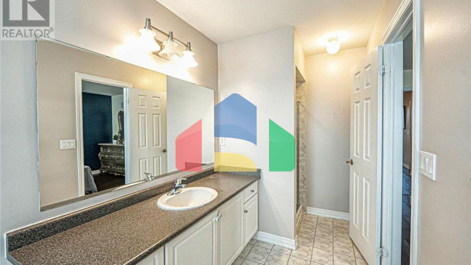 Residential - Single Family Home - Brampton, Canada - Canada