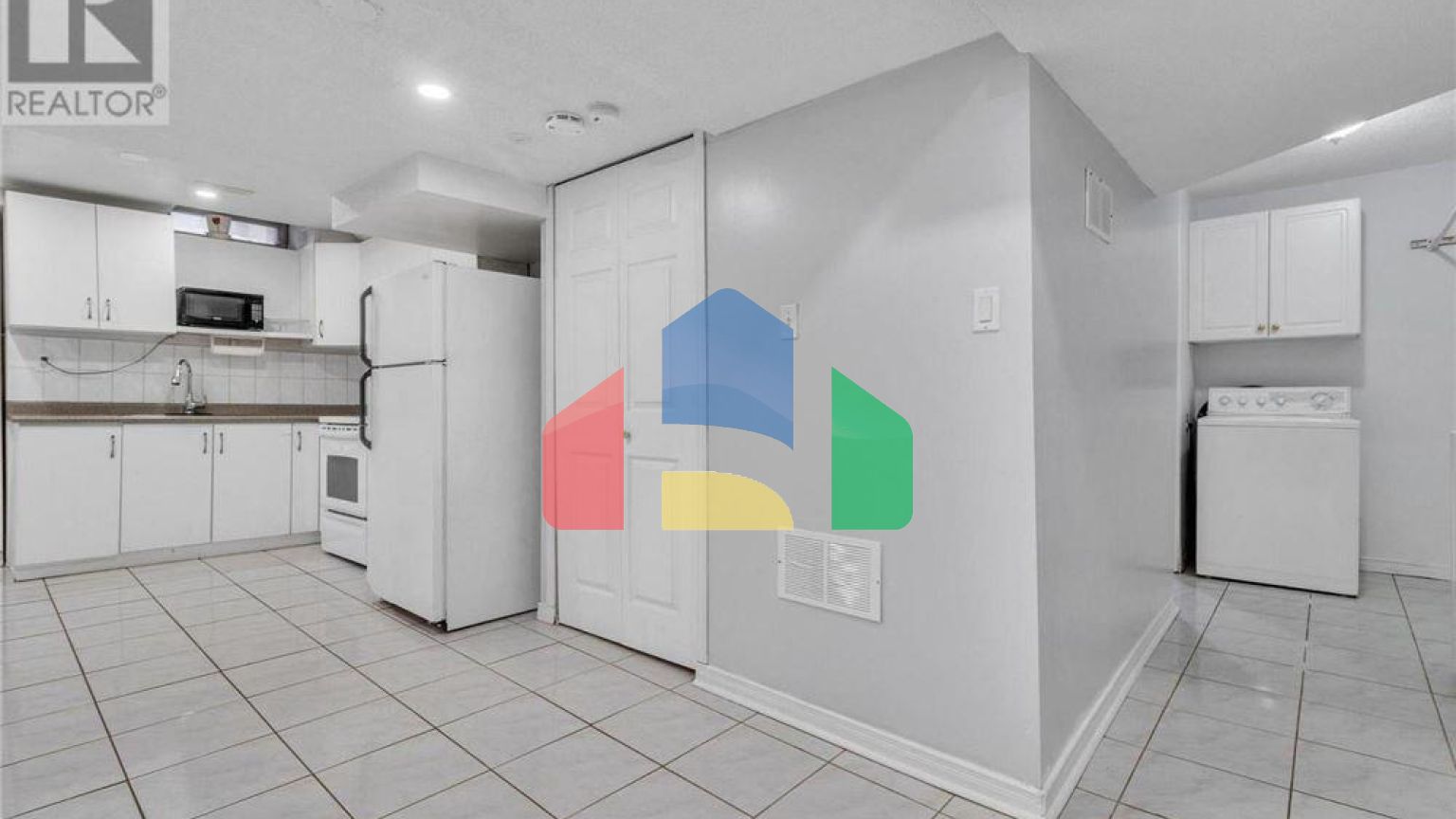 Residential - Single Family Home - Brampton, Canada - Canada