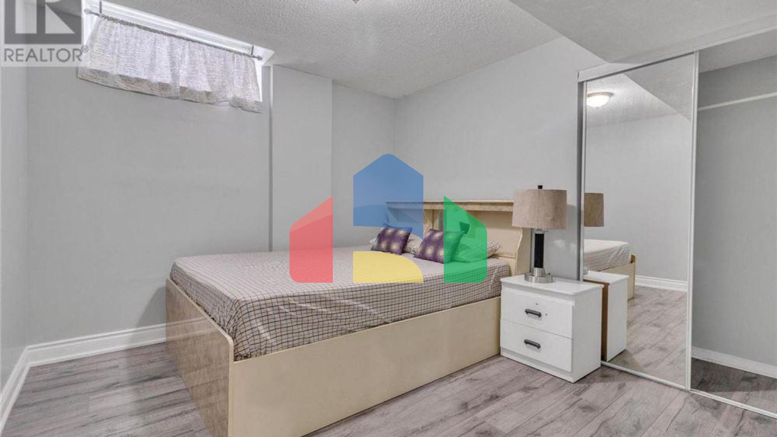 Residential - Single Family Home - Brampton, Canada - Canada