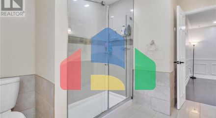 Residential - Single Family Home - Brampton, Canada - Canada