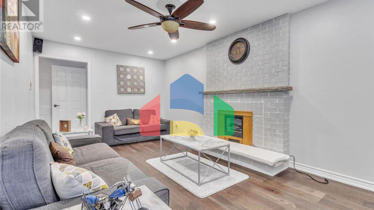 Residential - Single Family Home - Brampton, Canada - Canada