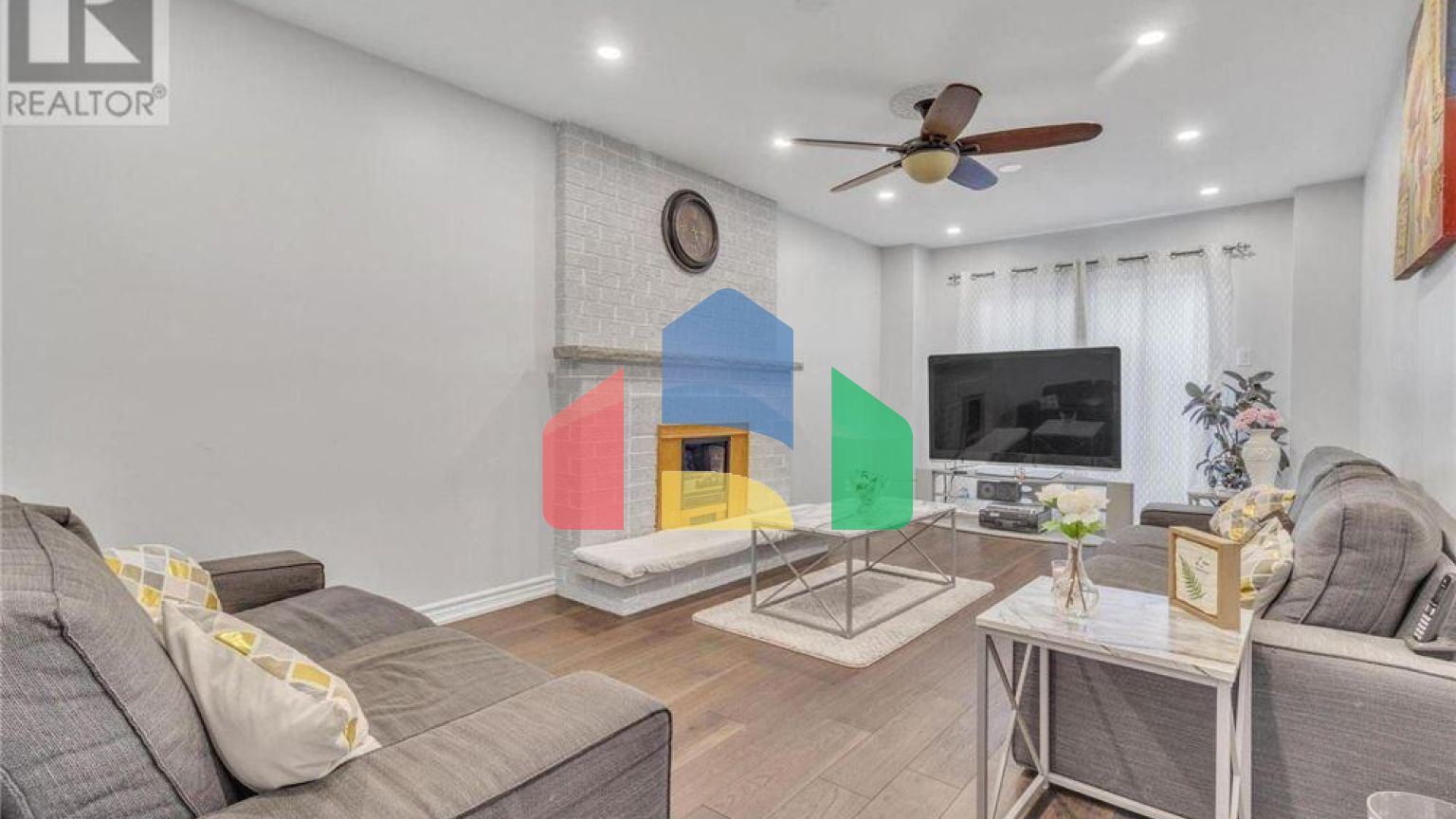 Residential - Single Family Home - Brampton, Canada - Canada