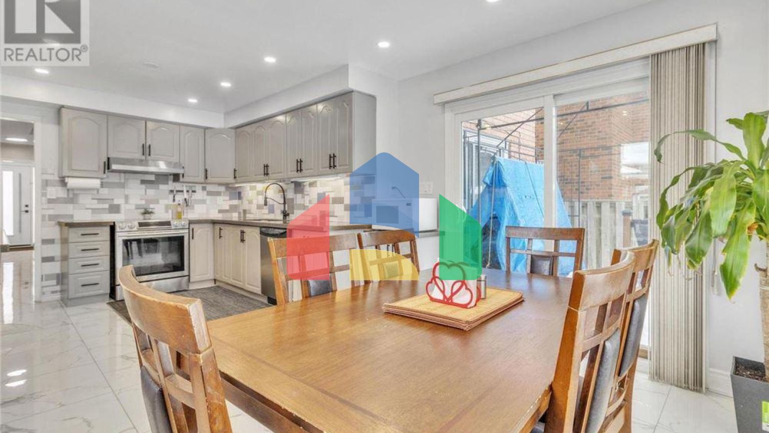 Residential - Single Family Home - Brampton, Canada - Canada