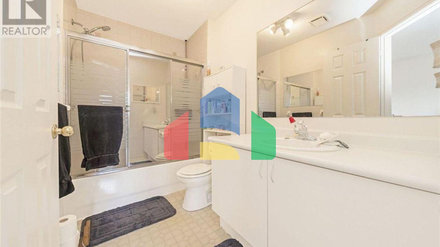 Residential - Single Family Home - Brampton, Canada - Canada