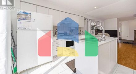 Residential - Single Family Home - Brampton, Canada - Canada