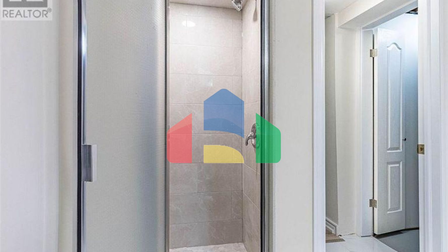 Residential - Single Family Home - Brampton, Canada - Canada