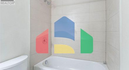 Residential - Single Family Home - Brampton, Canada - Canada