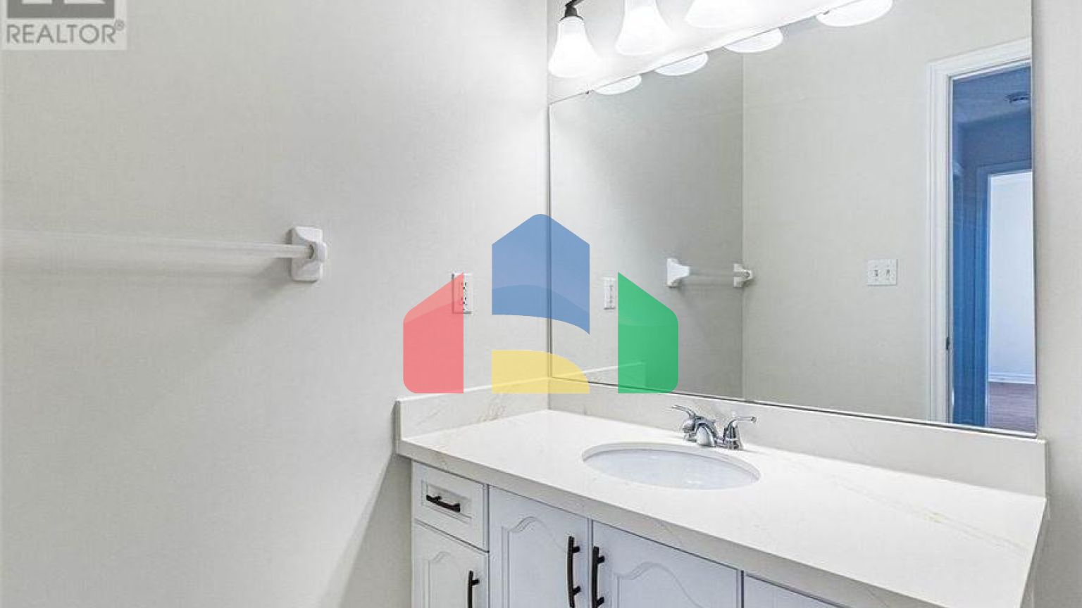 Residential - Single Family Home - Brampton, Canada - Canada