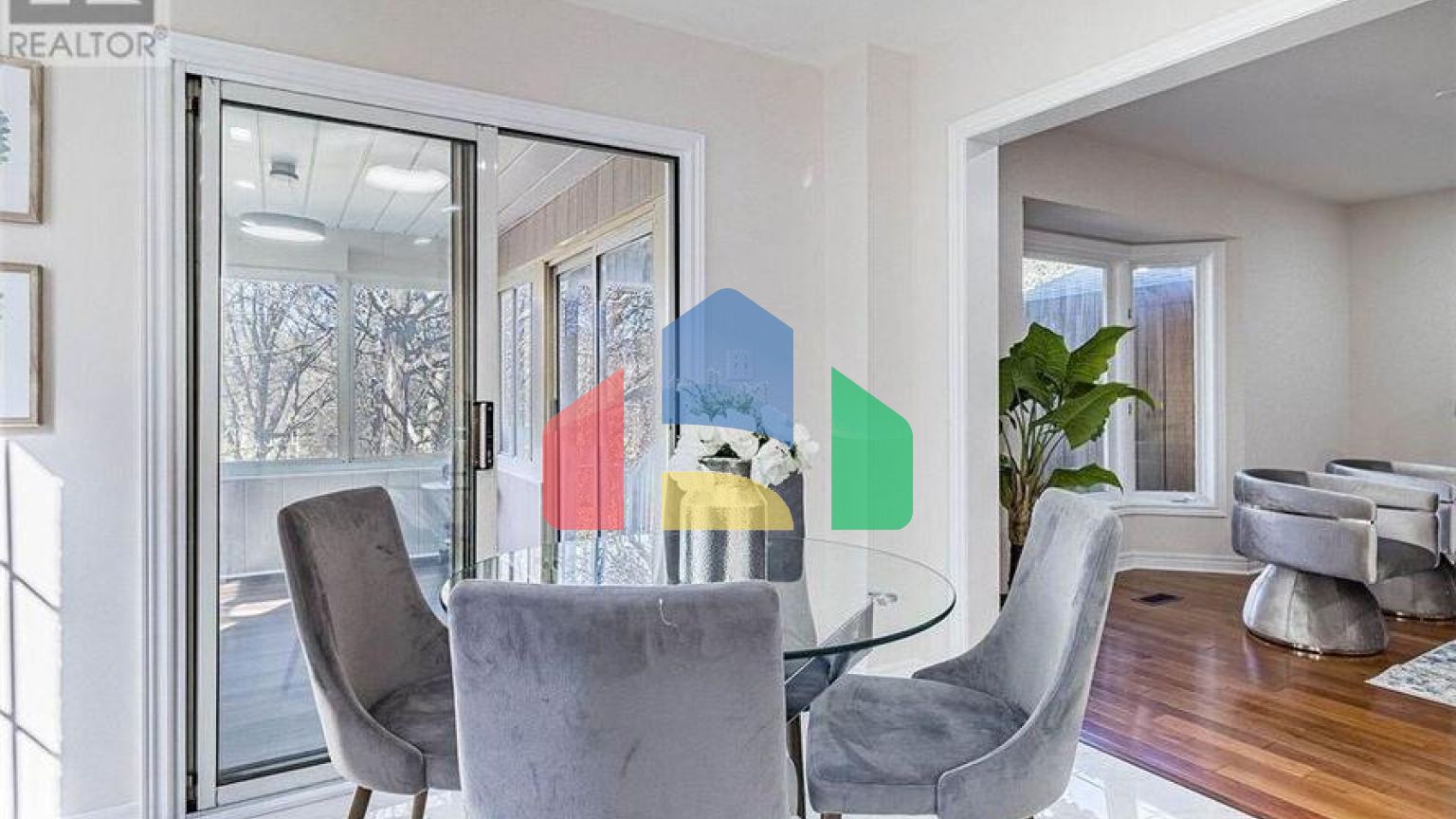 Residential - Single Family Home - Brampton, Canada - Canada