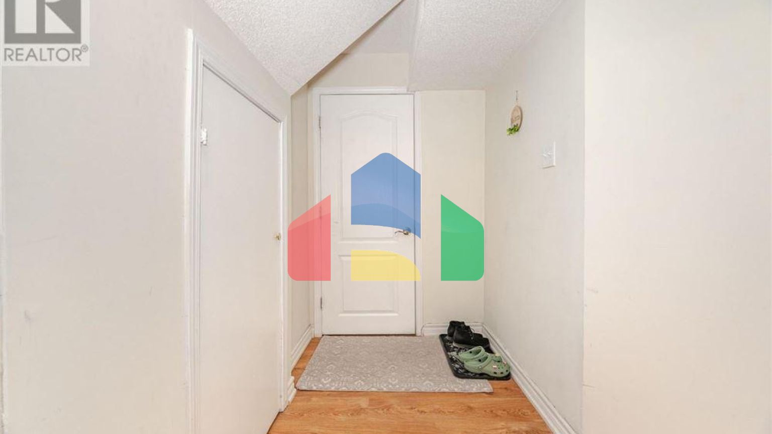 Residential - Single Family Home - Brampton, Canada - Canada