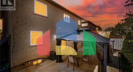 Residential - Single Family Home - Brampton, Canada - Canada