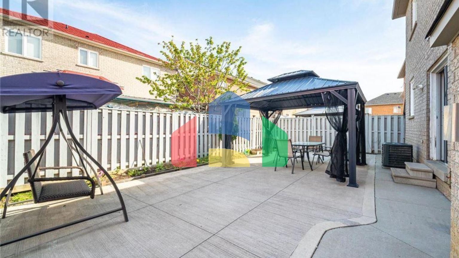 Residential - Single Family Home - Brampton, Canada - Canada