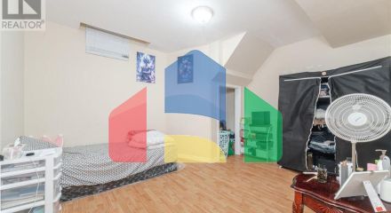 Residential - Single Family Home - Brampton, Canada - Canada