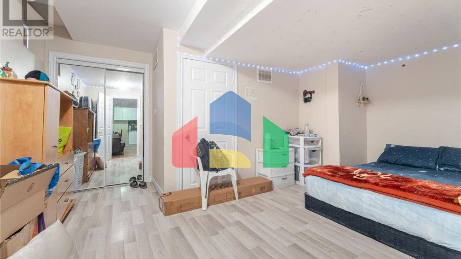 Residential - Single Family Home - Brampton, Canada - Canada