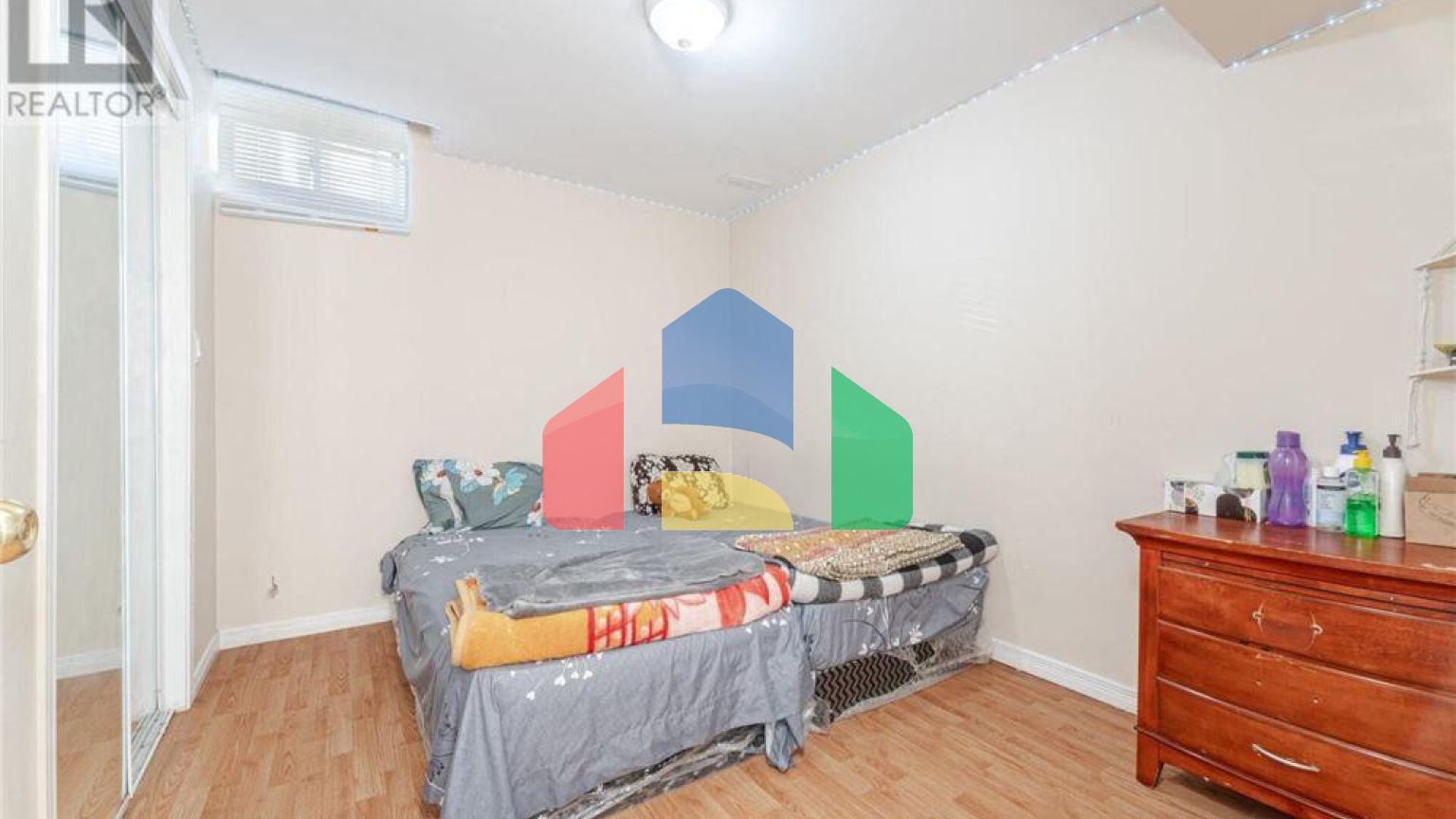 Residential - Single Family Home - Brampton, Canada - Canada