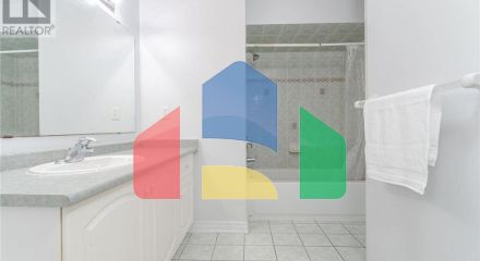 Residential - Single Family Home - Brampton, Canada - Canada