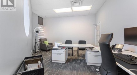 Commercial - Commercial/Retail - Brampton, Canada - Canada