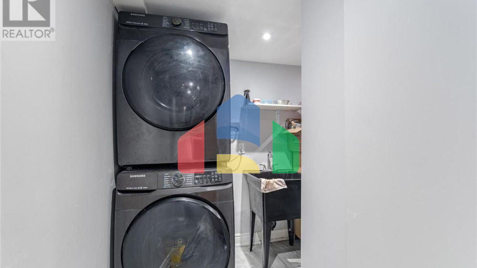 Residential - Single Family Home - Brampton, Canada - Canada