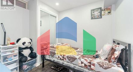 Residential - Single Family Home - Brampton, Canada - Canada