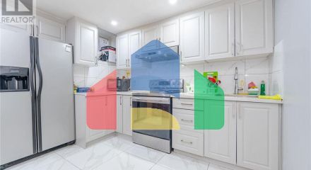 Residential - Single Family Home - Brampton, Canada - Canada