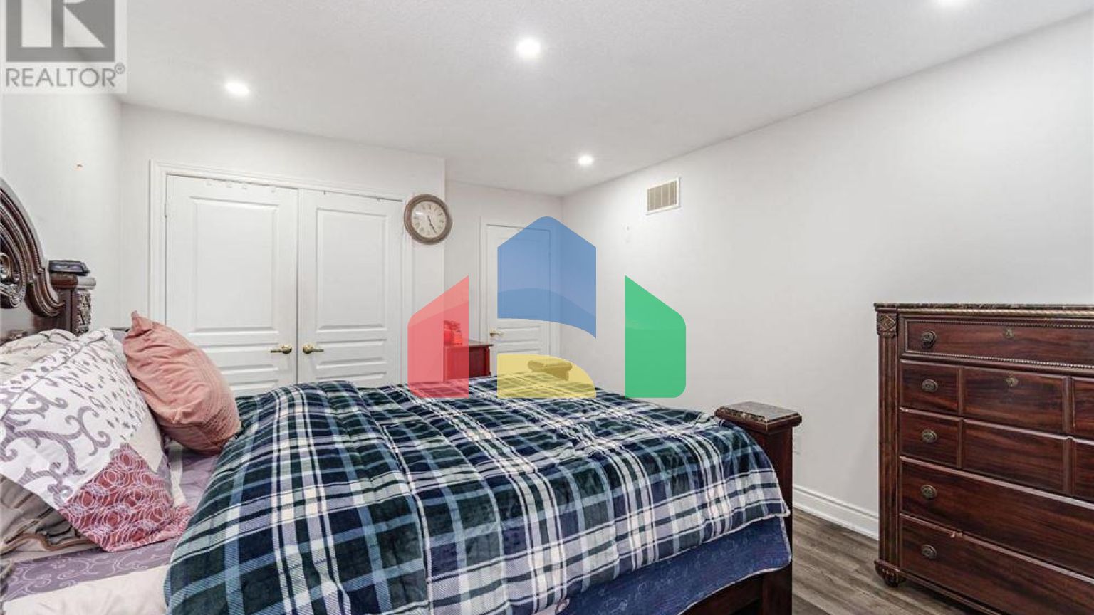 Residential - Single Family Home - Brampton, Canada - Canada