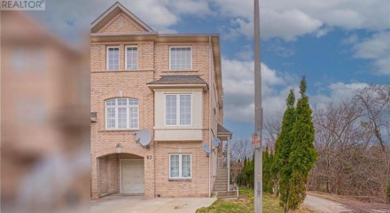 Residential - Single Family Home - Brampton, Canada - Canada