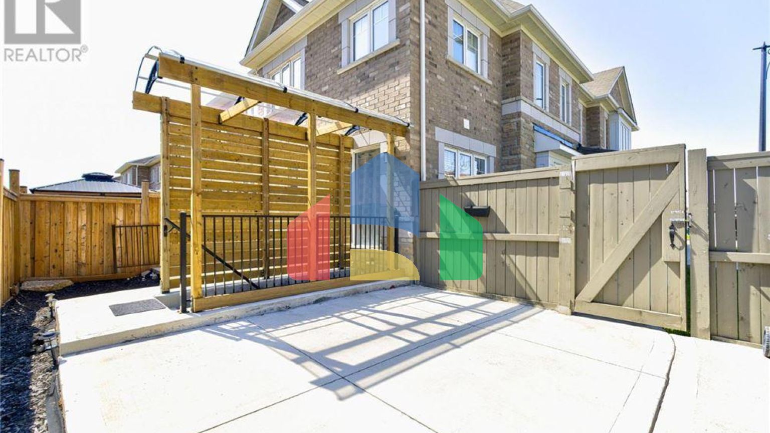 Residential - Single Family Home - Brampton, Canada - Canada