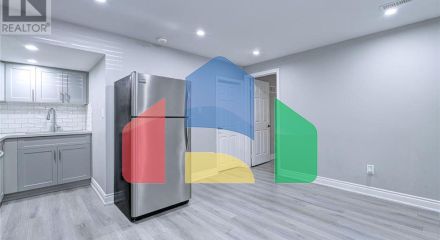 Residential - Single Family Home - Brampton, Canada - Canada