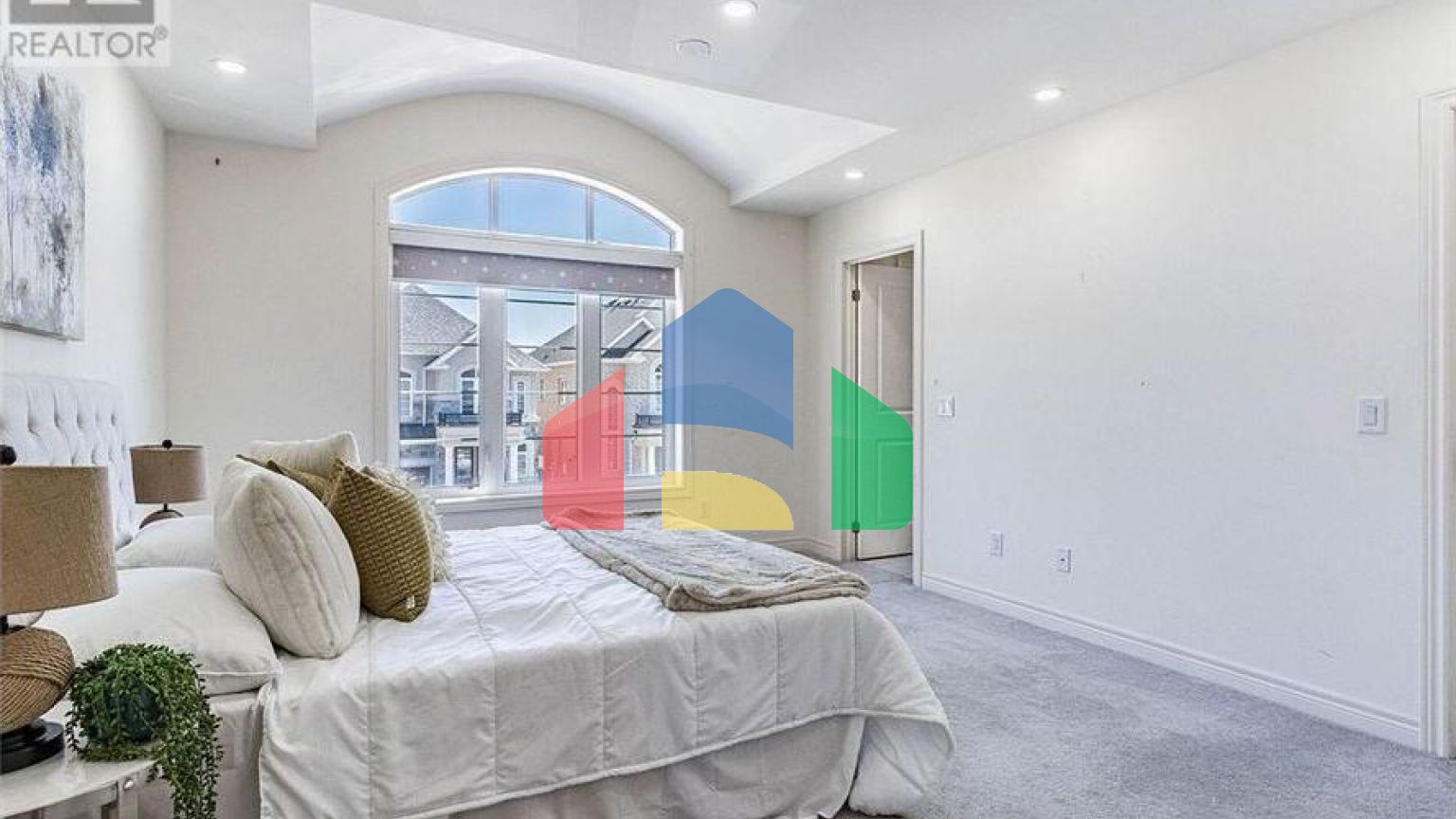 Residential - Single Family Home - Brampton, Canada - Canada