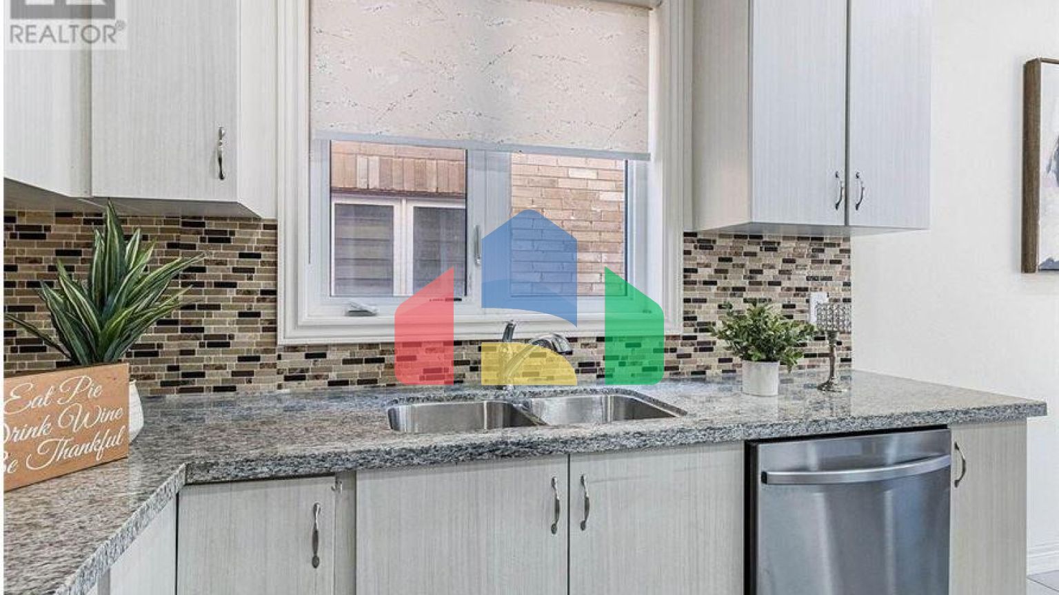 Residential - Single Family Home - Brampton, Canada - Canada