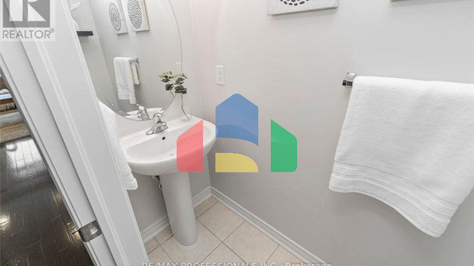 Residential - Single Family Home - Brampton, Canada - Canada