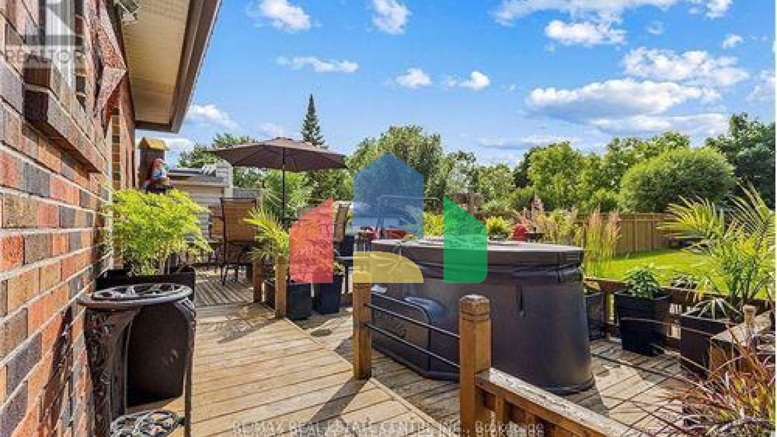 Residential - Single Family Home - Brampton, Canada - Canada