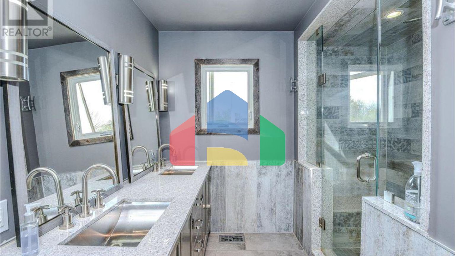 Residential - Single Family Home - Brampton, Canada - Canada