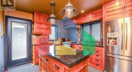 Residential - Single Family Home - Brampton, Canada - Canada