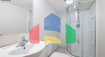 Residential - Single Family Home - Brampton, Canada - Canada