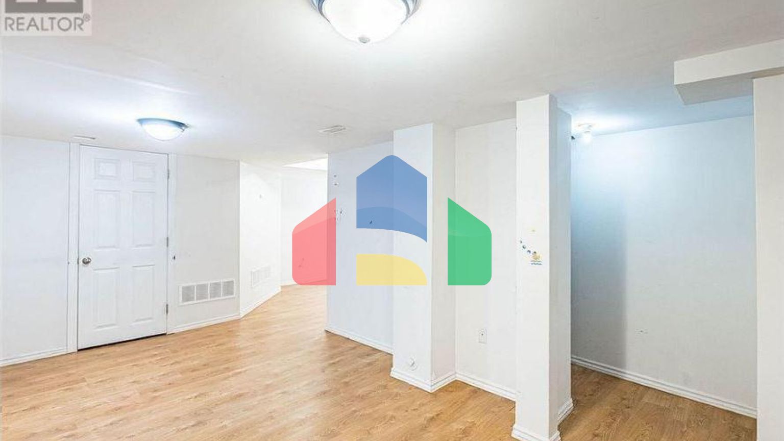 Residential - Single Family Home - Brampton, Canada - Canada