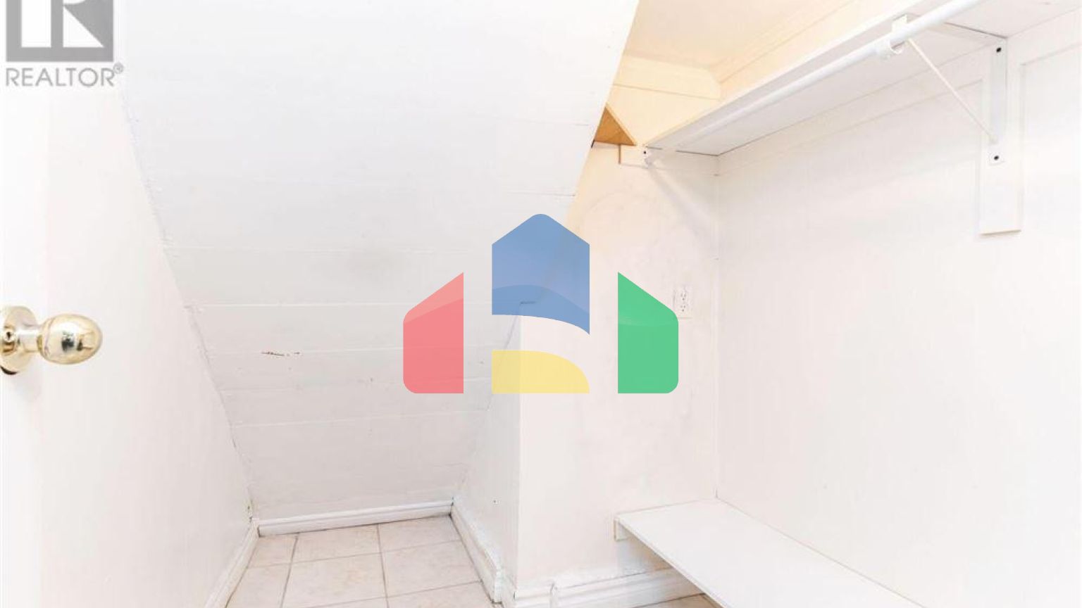 Residential - Single Family Home - Brampton, Canada - Canada