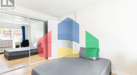 Residential - Single Family Home - Brampton, Canada - Canada